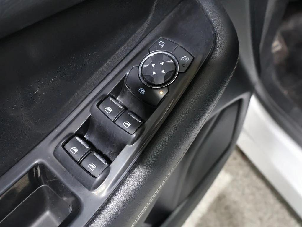 used 2015 Ford Edge car, priced at $12,750