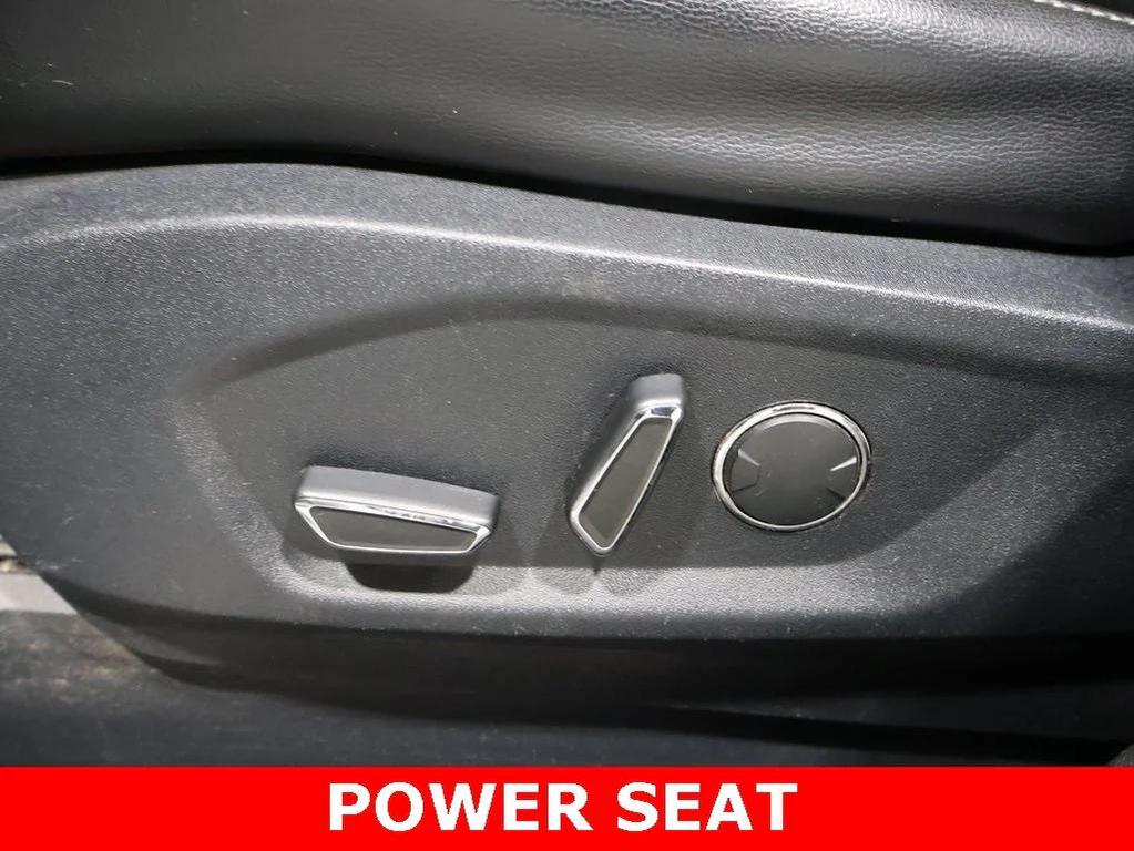 used 2015 Ford Edge car, priced at $12,750