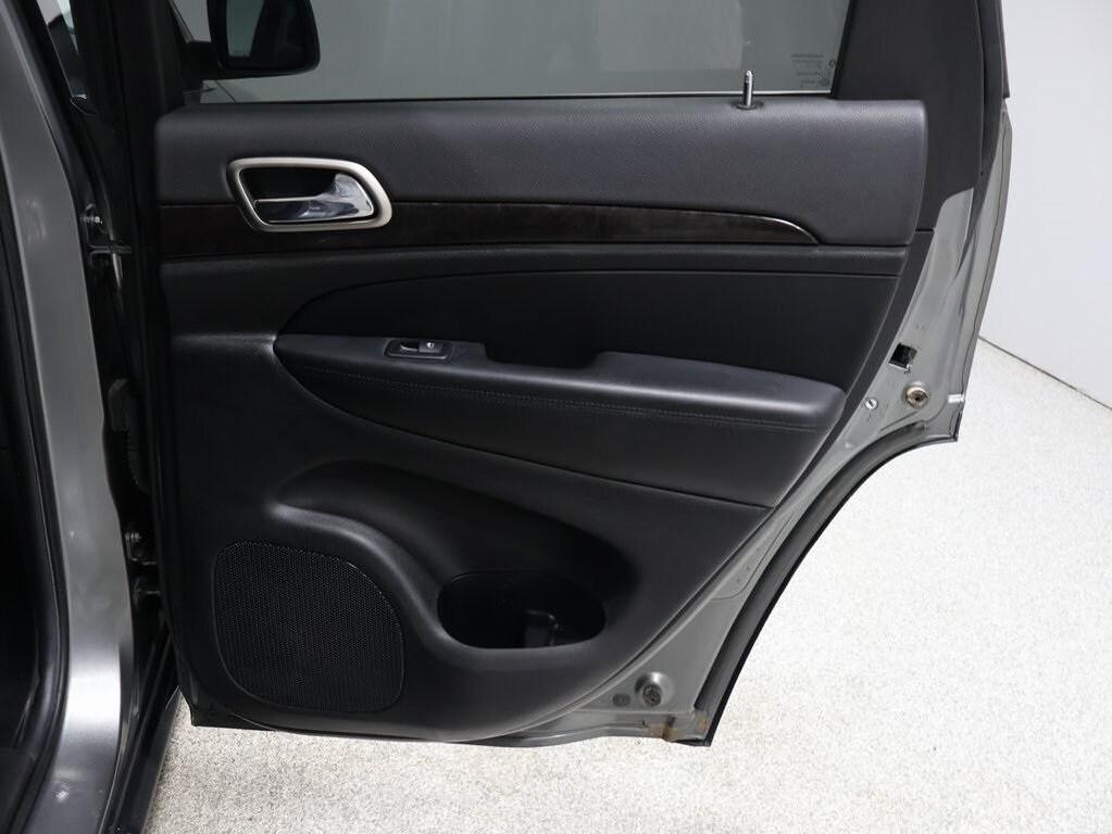 used 2012 Jeep Grand Cherokee car, priced at $9,500