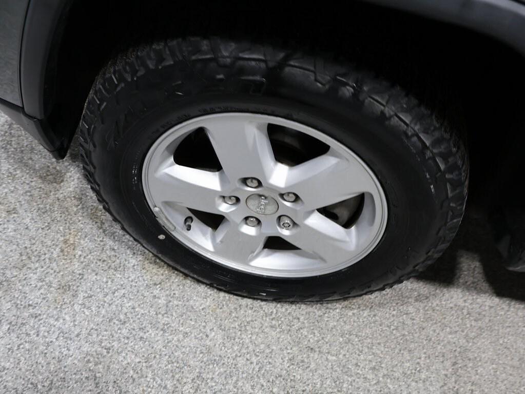 used 2012 Jeep Grand Cherokee car, priced at $9,500