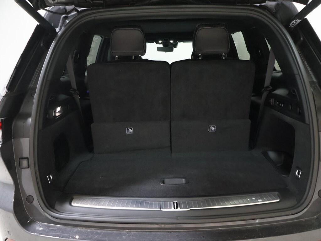 new 2025 Jeep Grand Cherokee L car, priced at $68,725