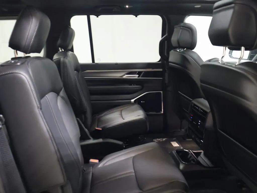 new 2025 Jeep Wagoneer car, priced at $78,326