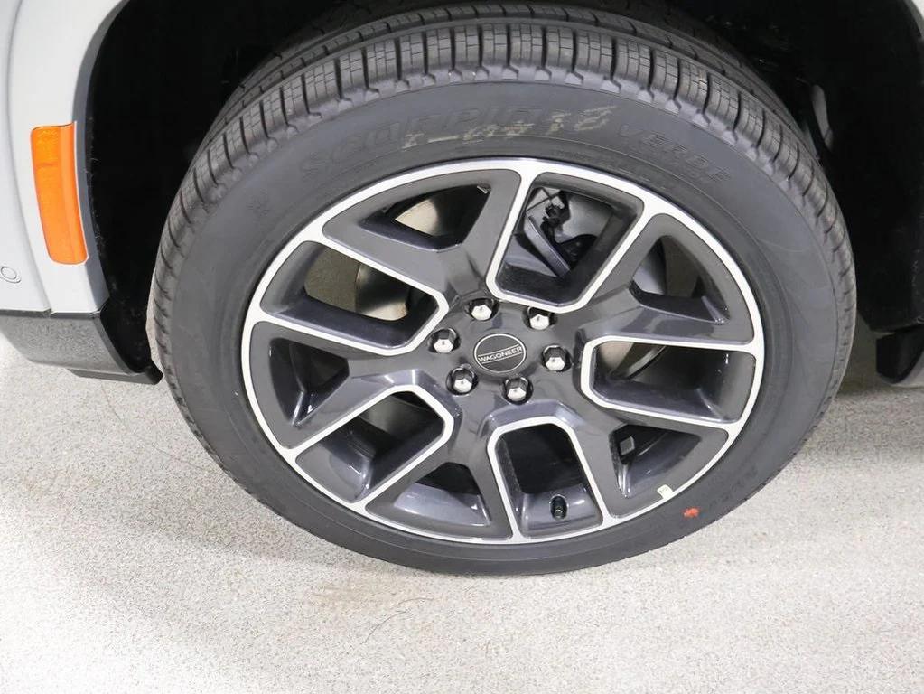 new 2025 Jeep Wagoneer car, priced at $78,326