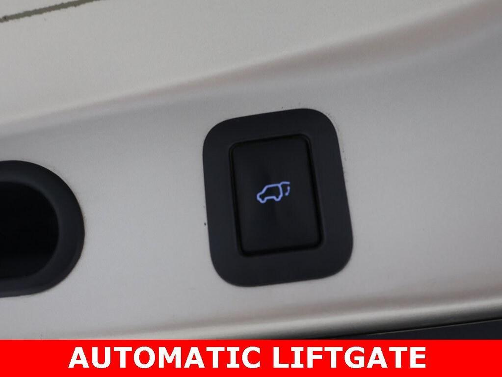 used 2016 Toyota Highlander car, priced at $10,692