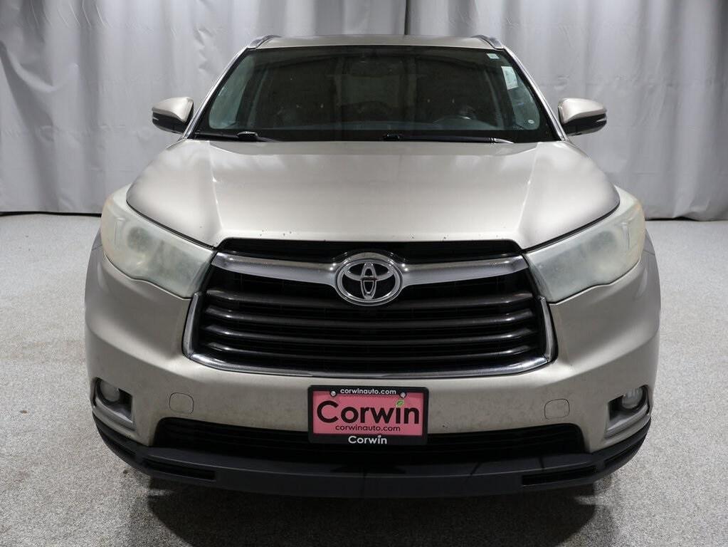 used 2016 Toyota Highlander car, priced at $10,692