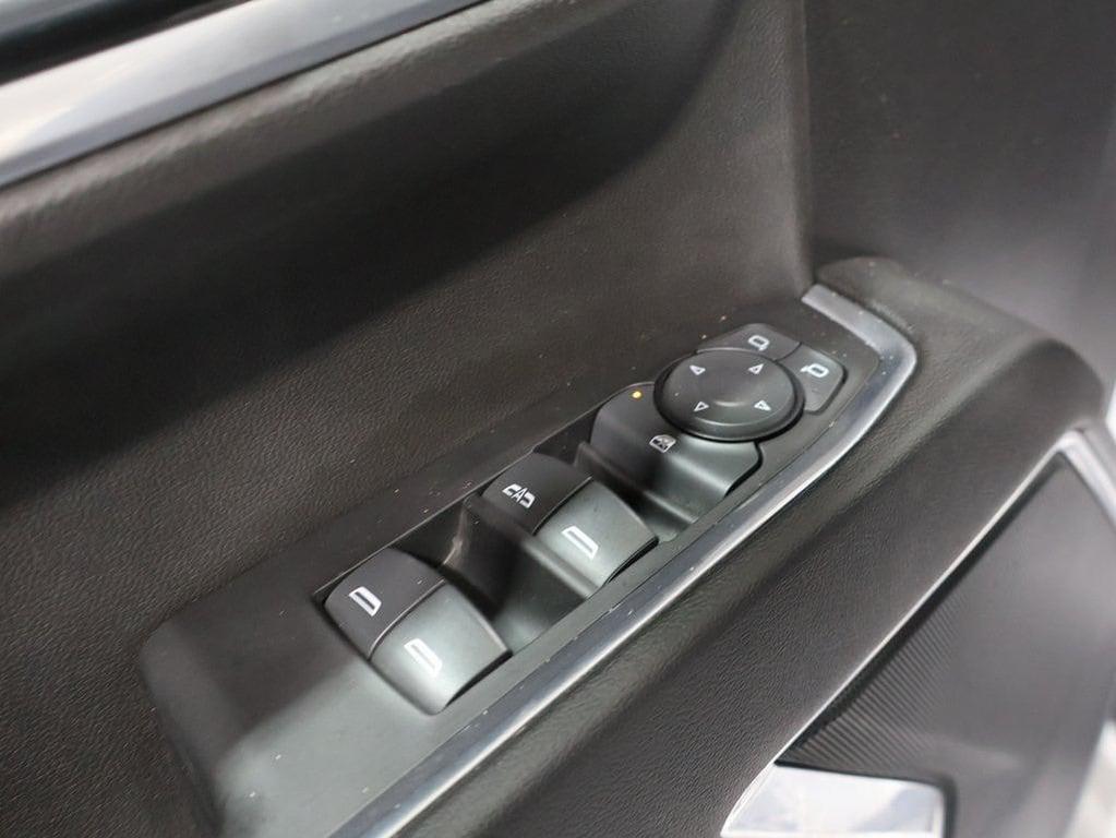 used 2023 Chevrolet Silverado 1500 car, priced at $32,998