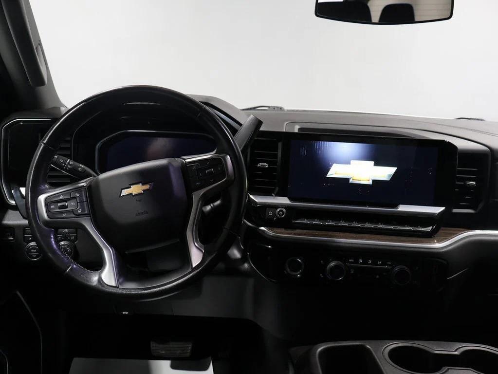 used 2023 Chevrolet Silverado 1500 car, priced at $32,998