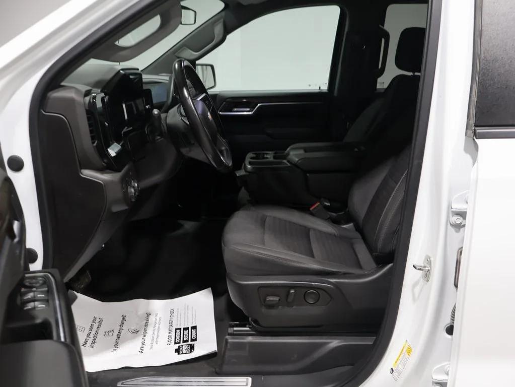 used 2023 Chevrolet Silverado 1500 car, priced at $32,998