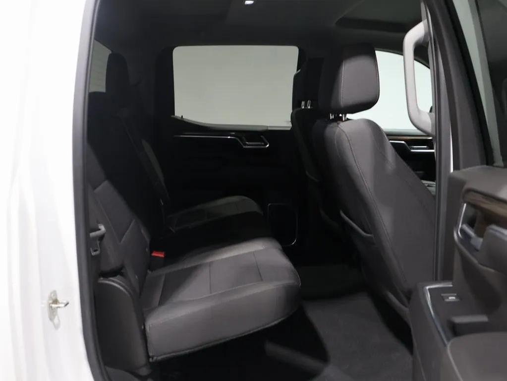 used 2023 Chevrolet Silverado 1500 car, priced at $32,998