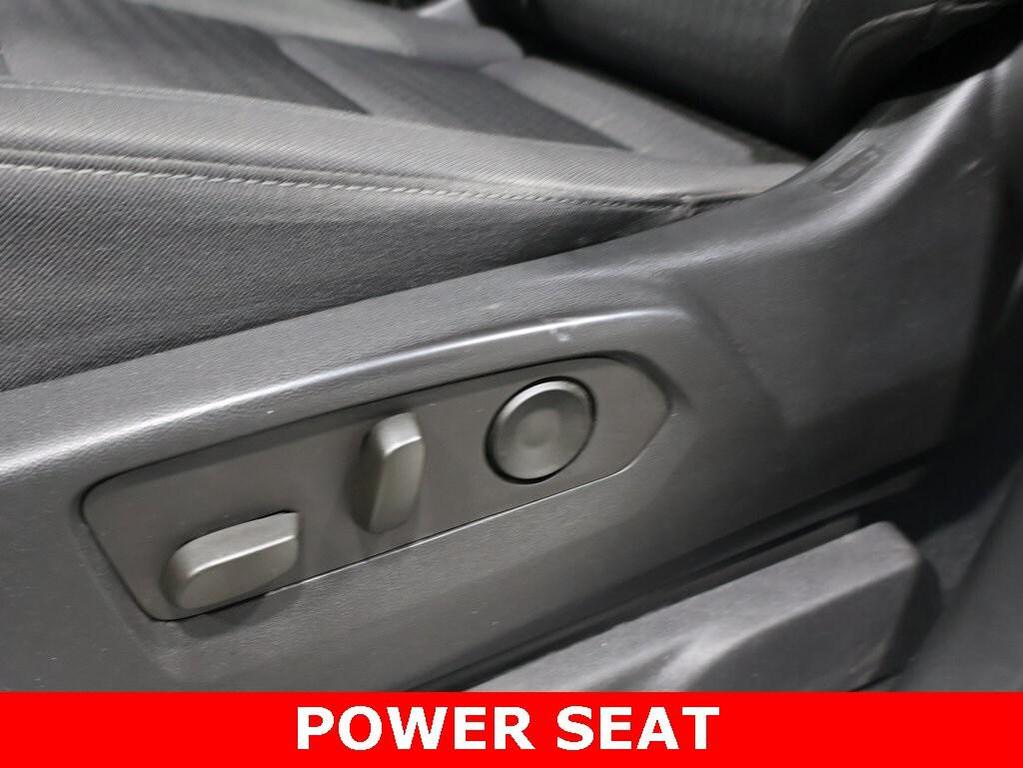 used 2023 Chevrolet Silverado 1500 car, priced at $32,998