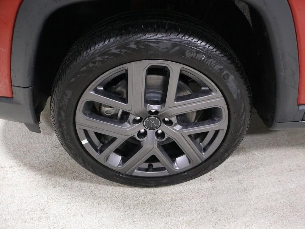 new 2026 Jeep Compass car, priced at $35,244