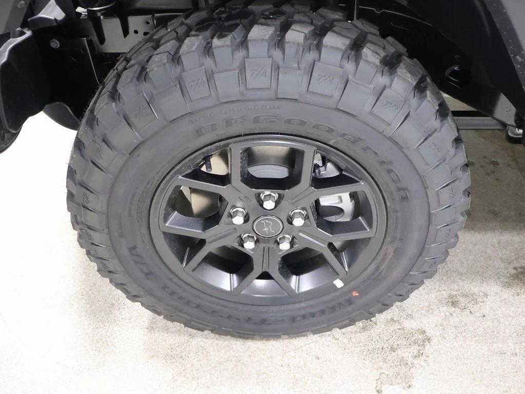 new 2025 Jeep Gladiator car, priced at $47,305
