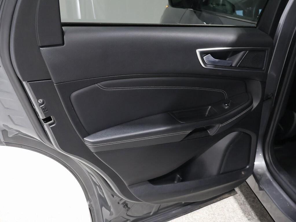 used 2024 Ford Edge car, priced at $26,899