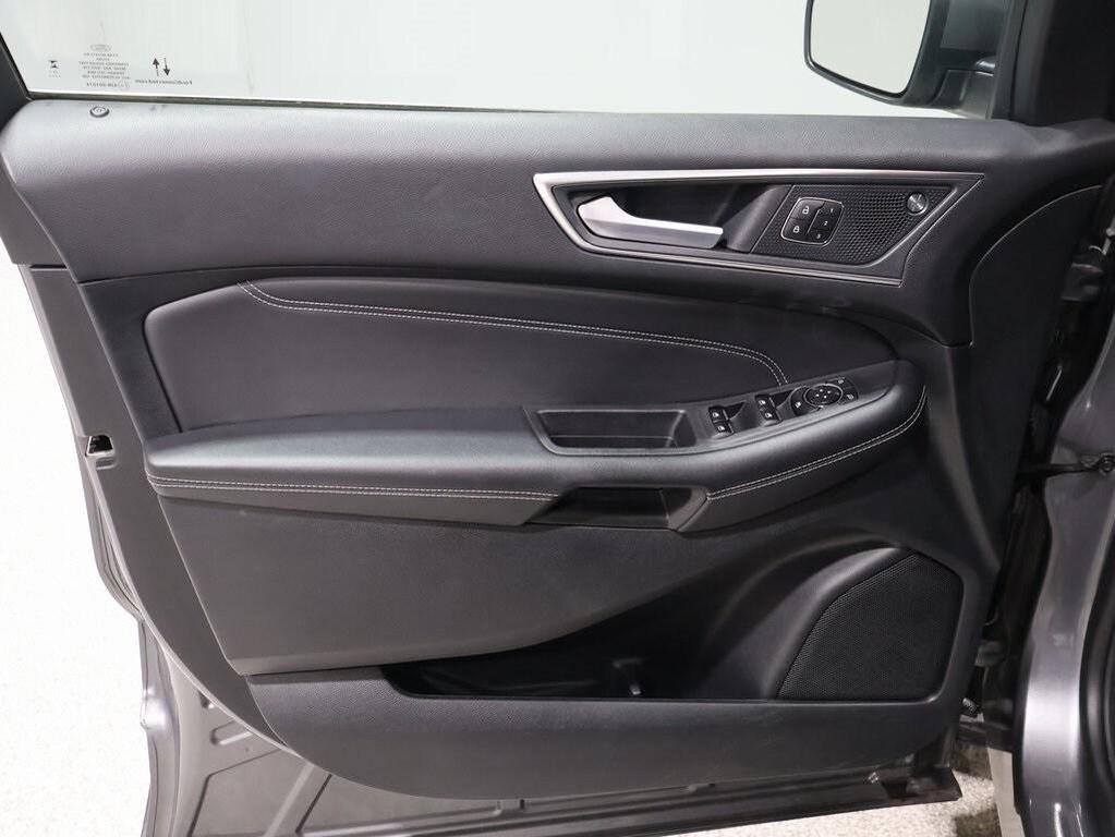 used 2024 Ford Edge car, priced at $26,899