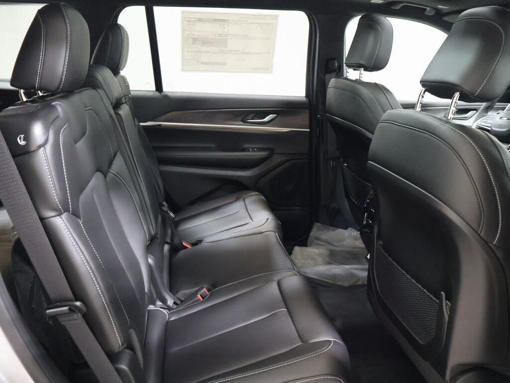 new 2025 Jeep Grand Cherokee L car, priced at $48,638