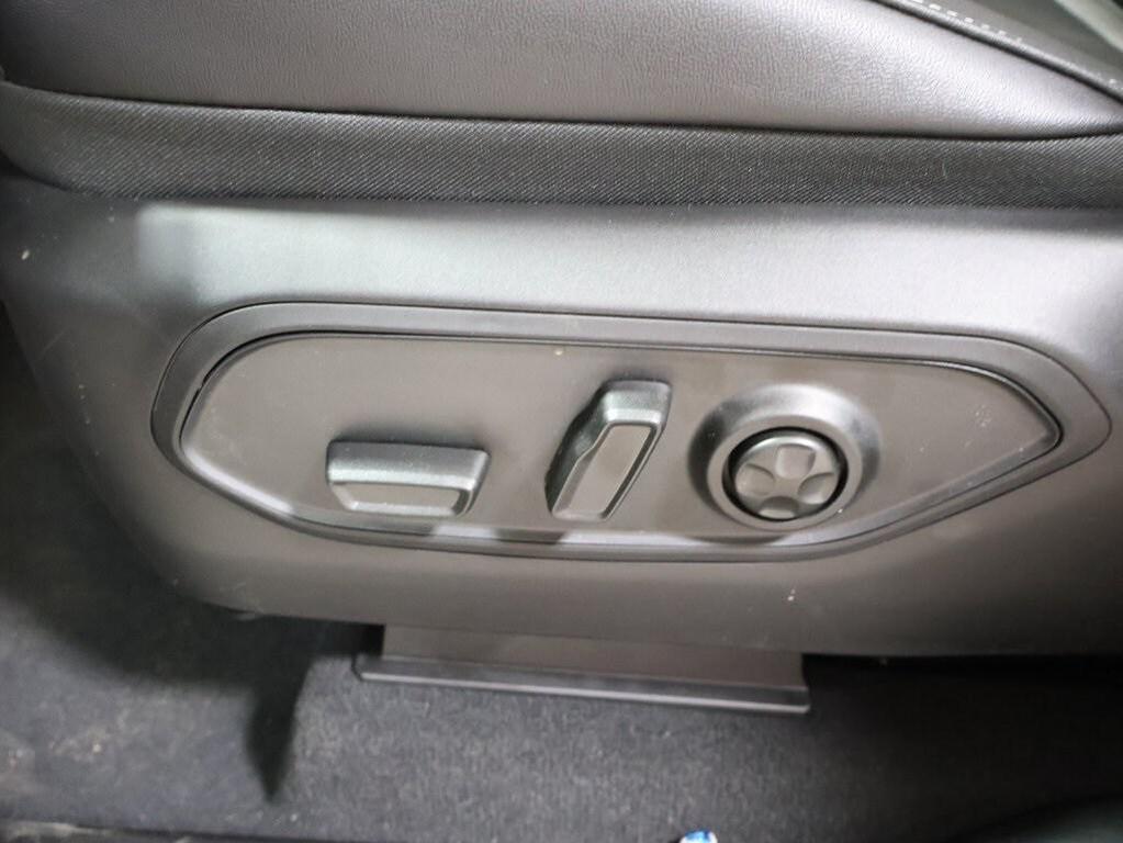 new 2025 Jeep Grand Cherokee L car, priced at $48,638