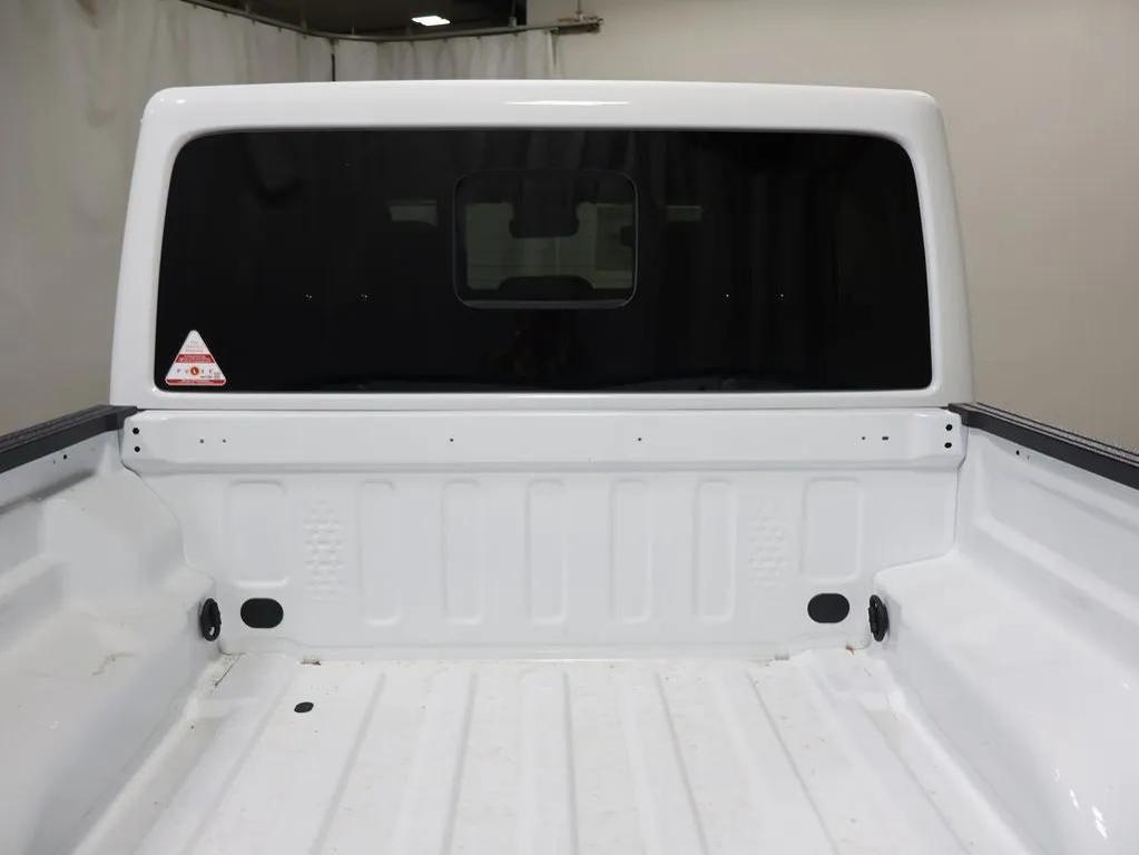 new 2025 Jeep Gladiator car, priced at $52,385