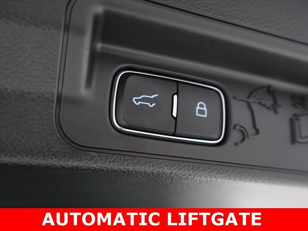 used 2022 Ford Explorer car, priced at $40,000