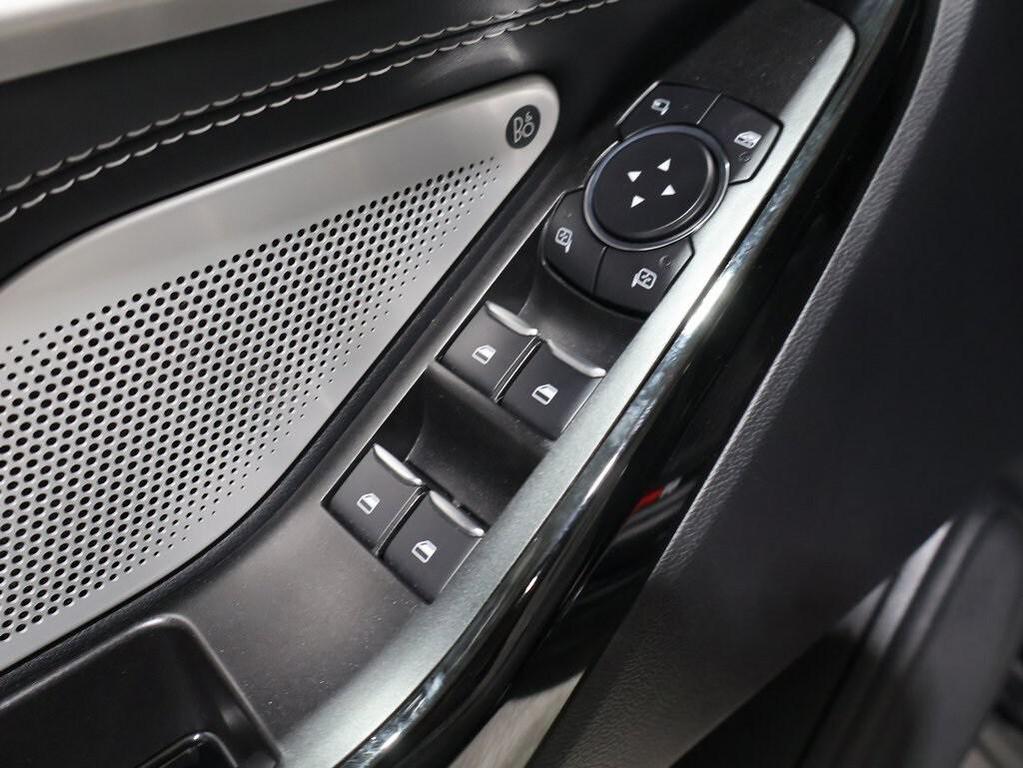 used 2022 Ford Explorer car, priced at $40,000