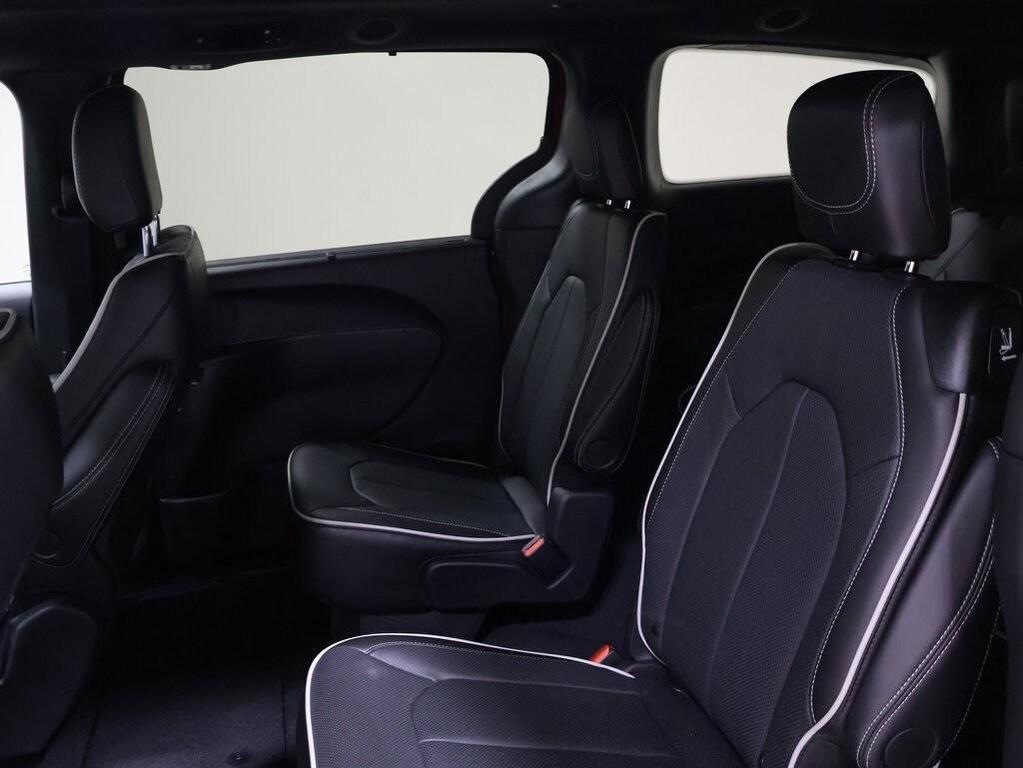 new 2026 Chrysler Pacifica car, priced at $56,115