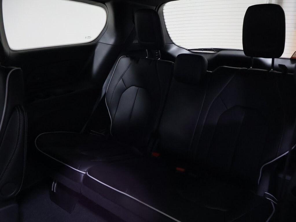 new 2026 Chrysler Pacifica car, priced at $56,115