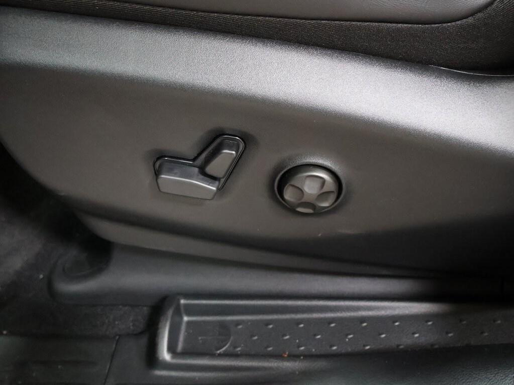 new 2026 Chrysler Pacifica car, priced at $56,115