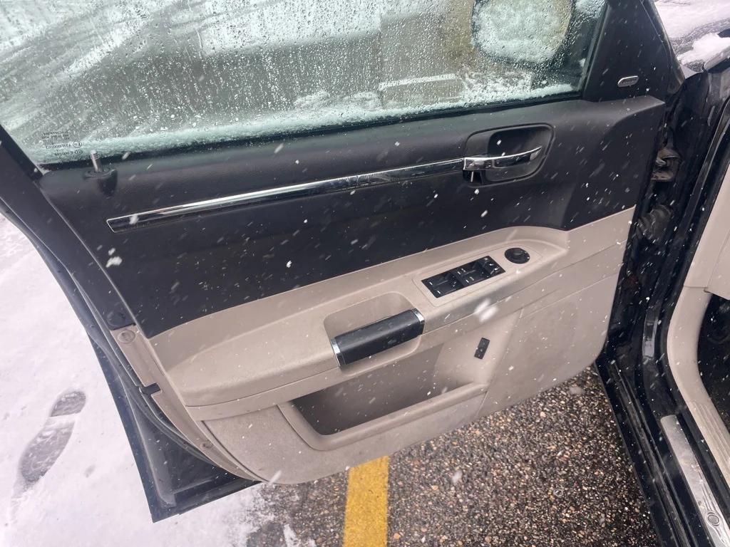 used 2007 Chrysler 300C car, priced at $5,795