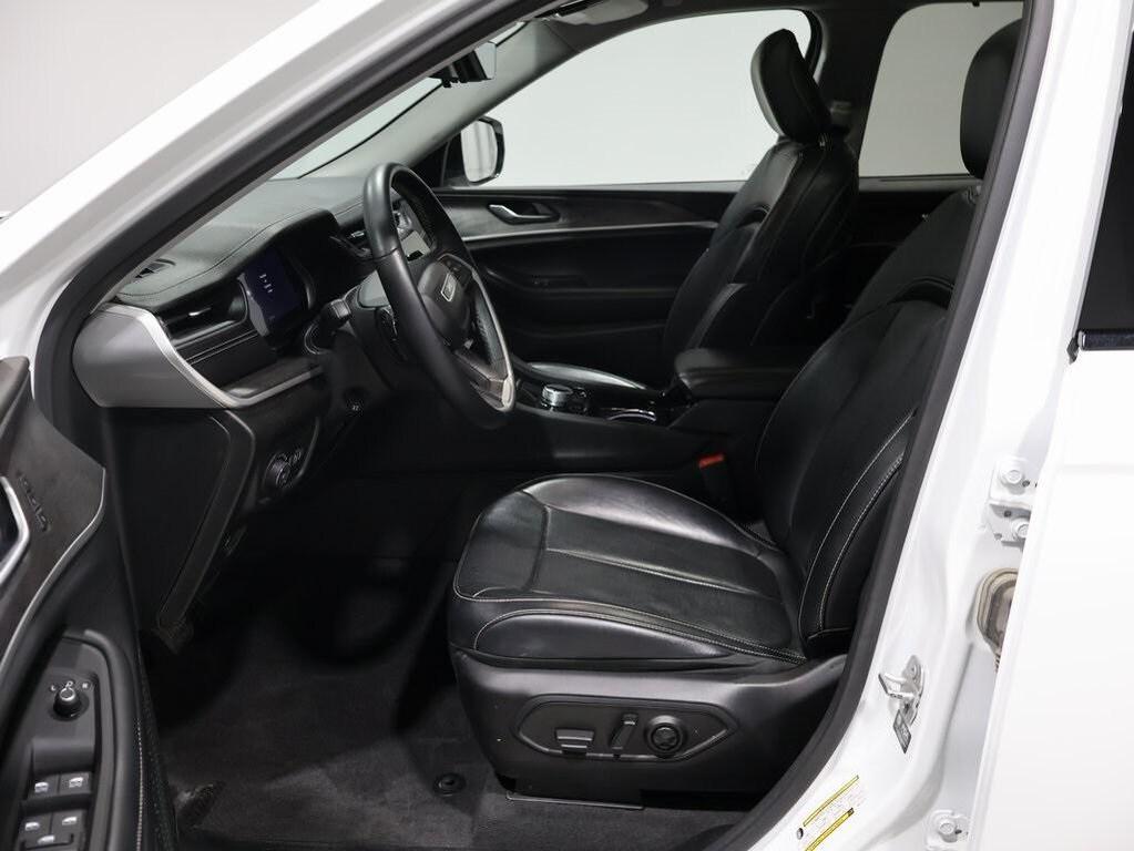 used 2021 Jeep Grand Cherokee L car, priced at $30,000