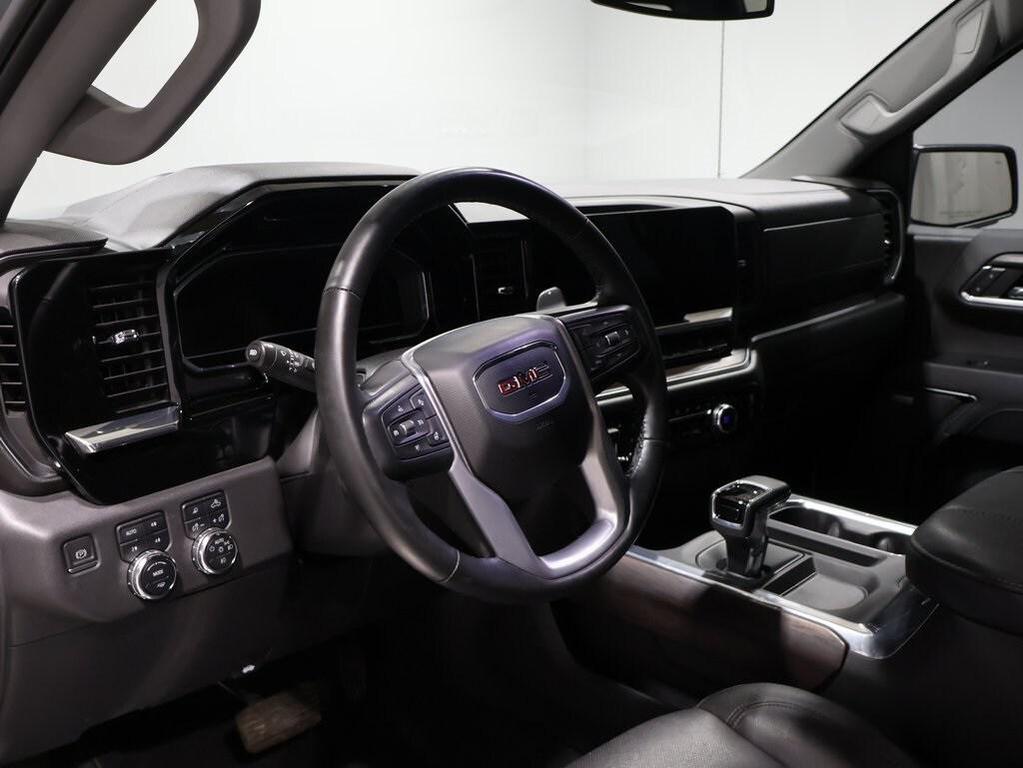 used 2023 GMC Sierra 1500 car, priced at $40,000