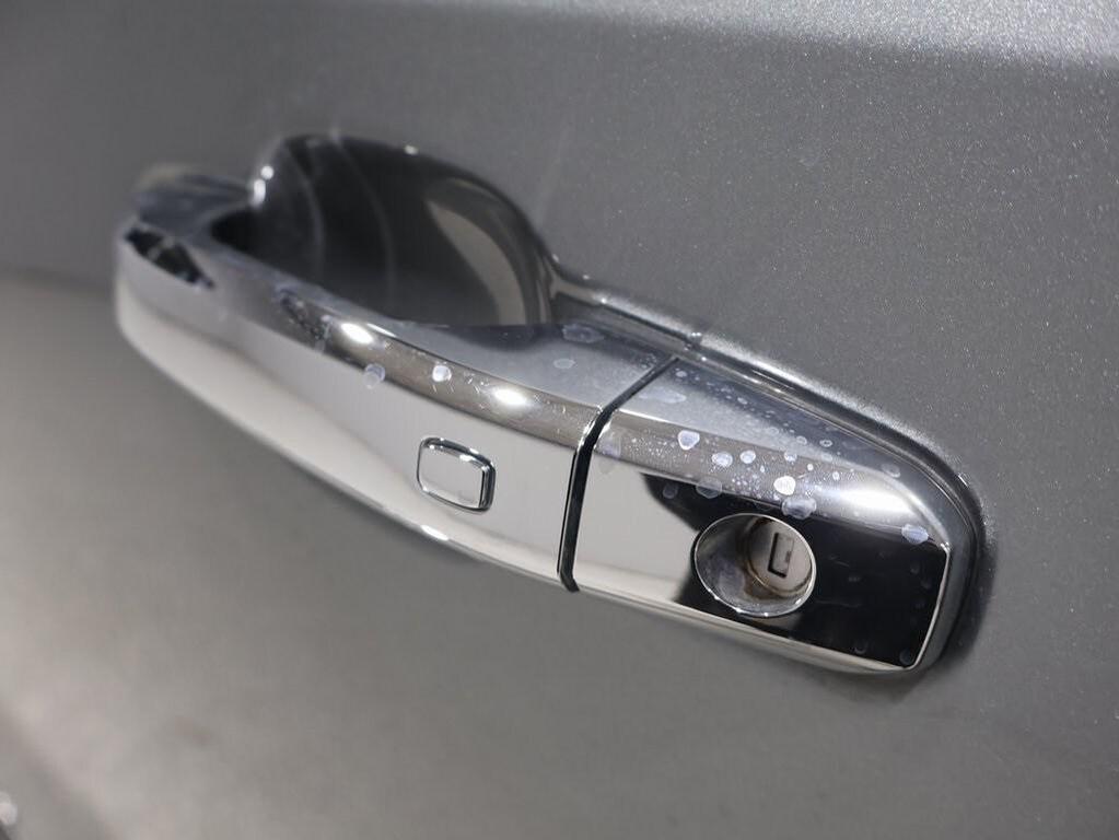 used 2023 GMC Sierra 1500 car, priced at $40,000