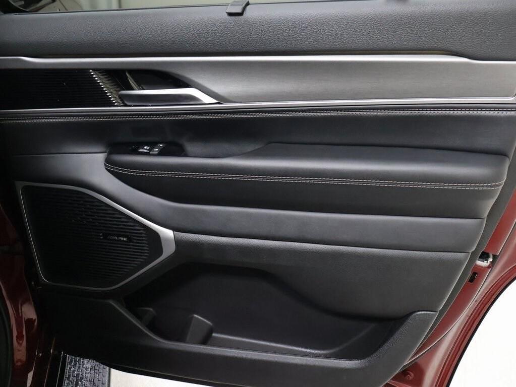 new 2025 Jeep Wagoneer car, priced at $76,013