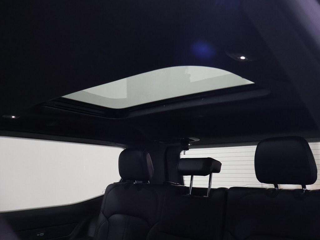 new 2025 Jeep Wagoneer car, priced at $76,013