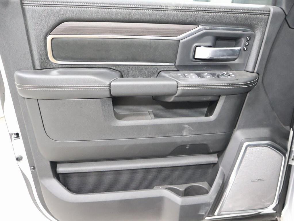 new 2025 Ram 2500 car, priced at $82,924