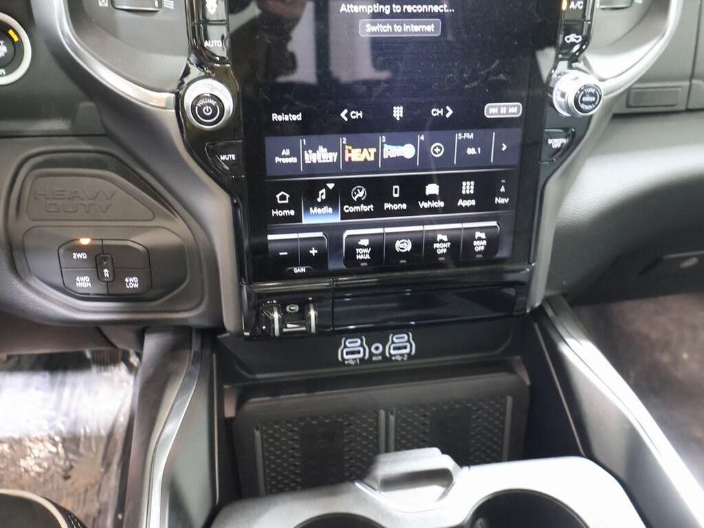 new 2025 Ram 2500 car, priced at $82,924