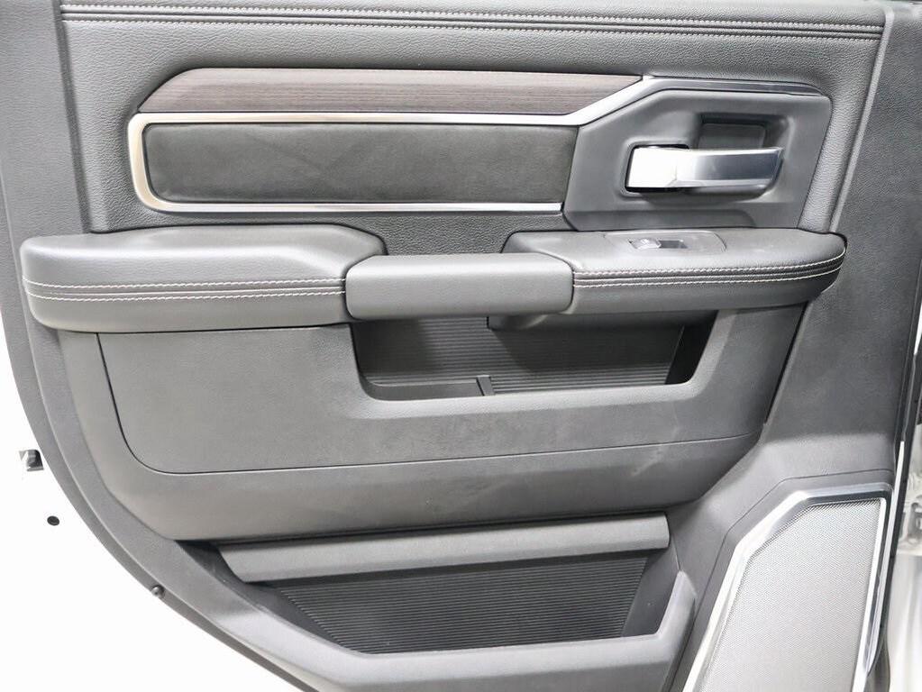 new 2025 Ram 2500 car, priced at $82,924