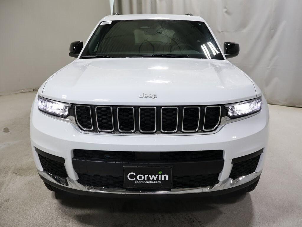 new 2025 Jeep Grand Cherokee L car, priced at $40,029