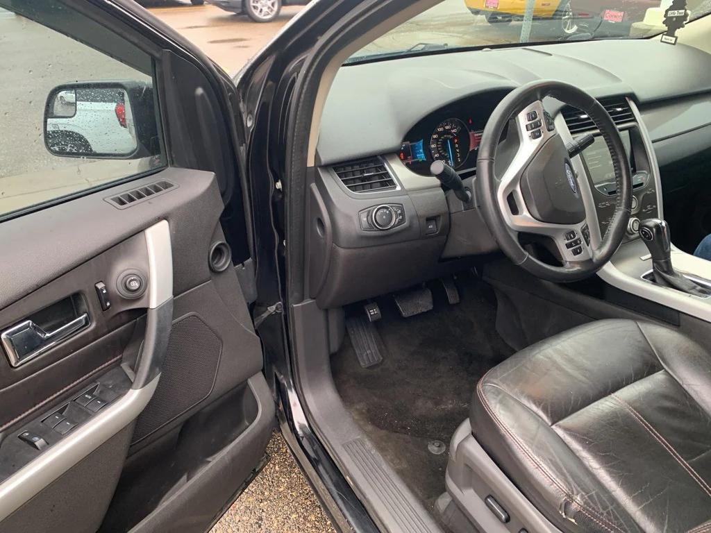used 2014 Ford Edge car, priced at $8,000