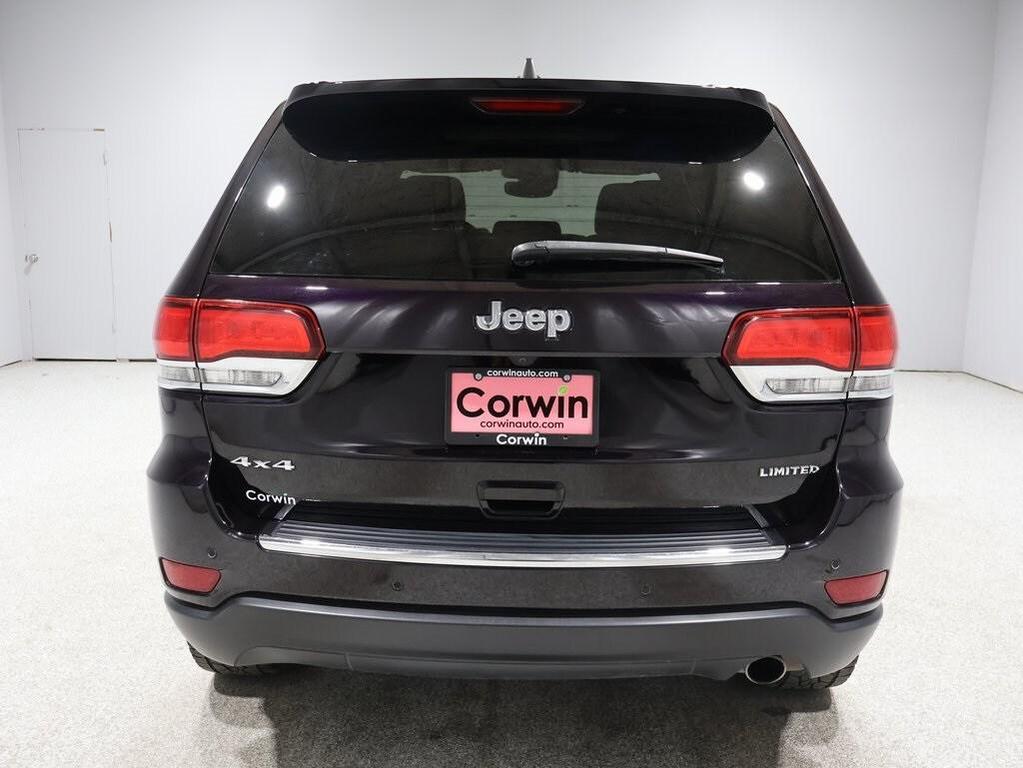 used 2020 Jeep Grand Cherokee car, priced at $14,000