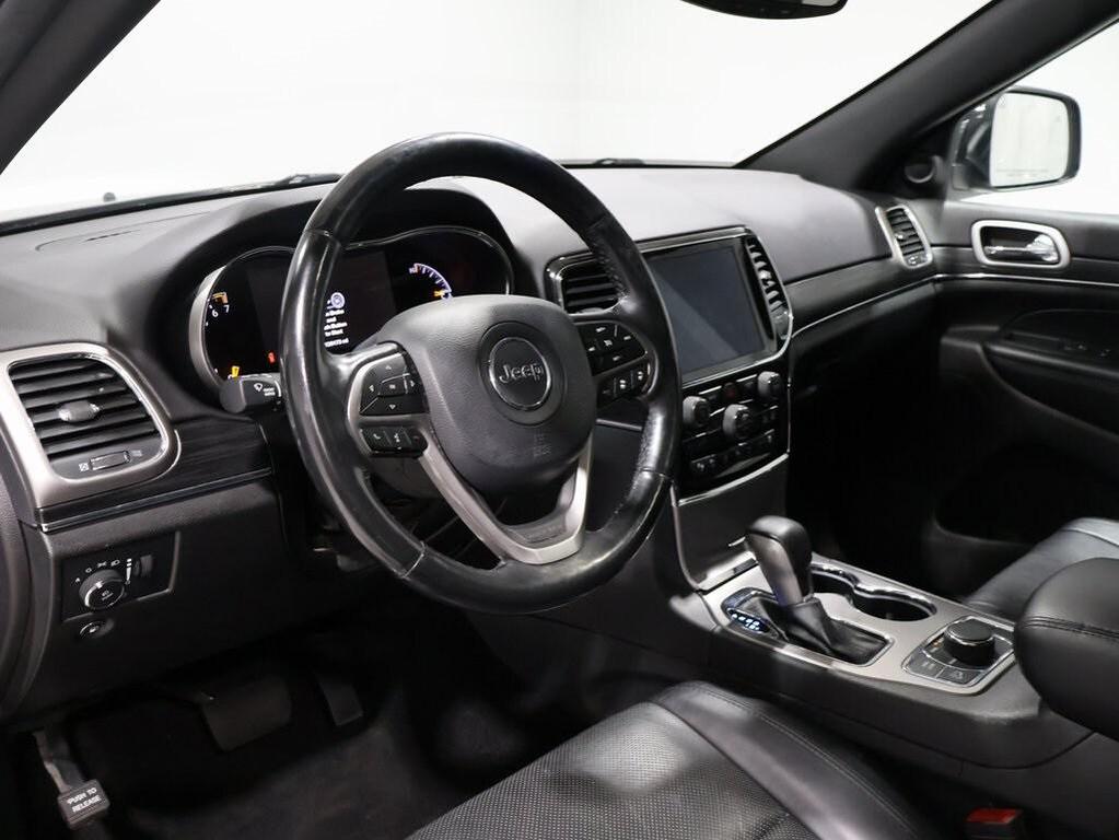 used 2020 Jeep Grand Cherokee car, priced at $14,000