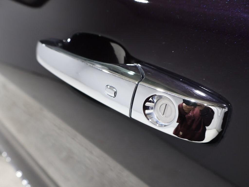 used 2020 Jeep Grand Cherokee car, priced at $14,000