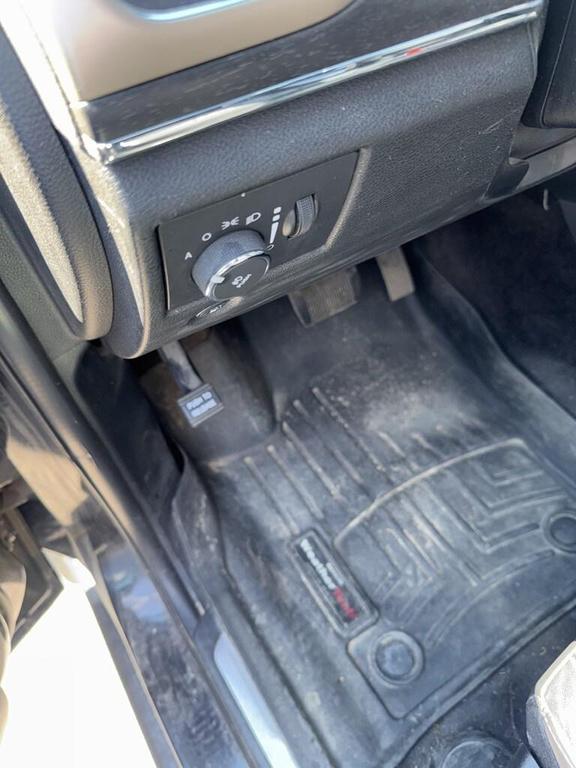 used 2016 Jeep Grand Cherokee car, priced at $12,501