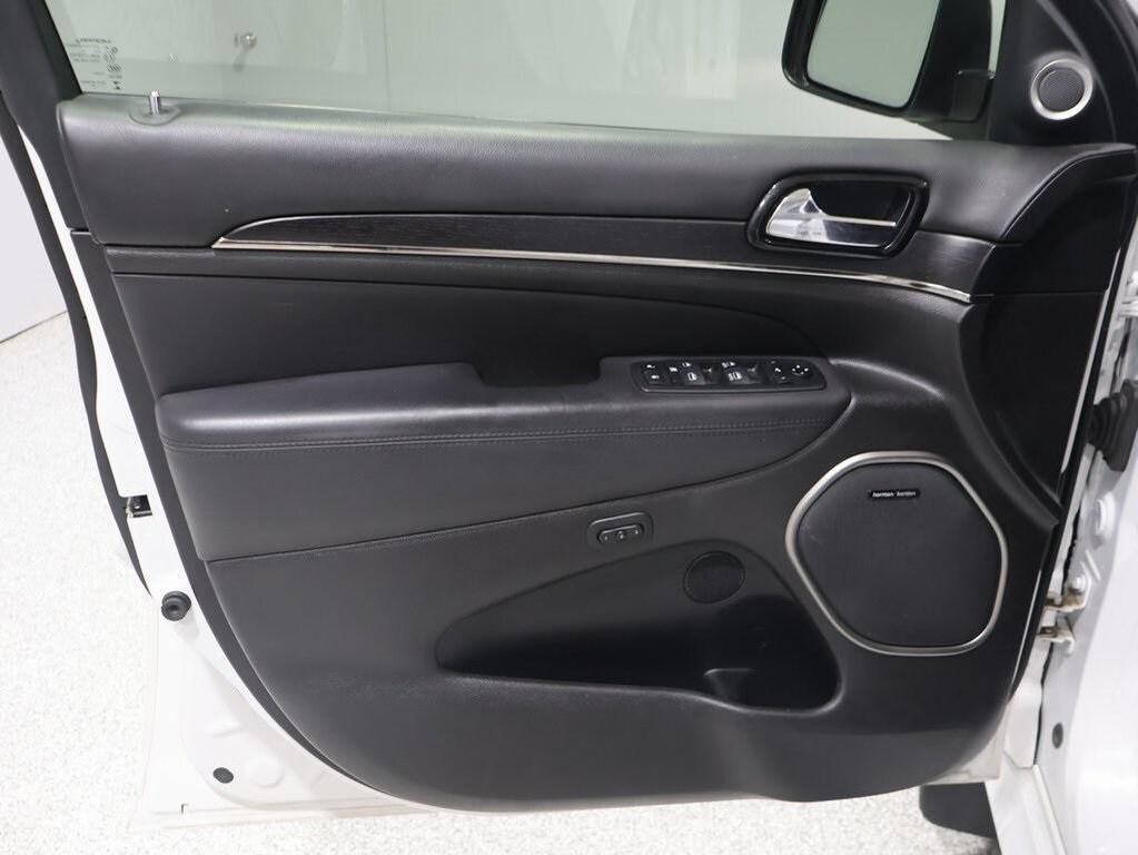 used 2019 Jeep Grand Cherokee car, priced at $15,500