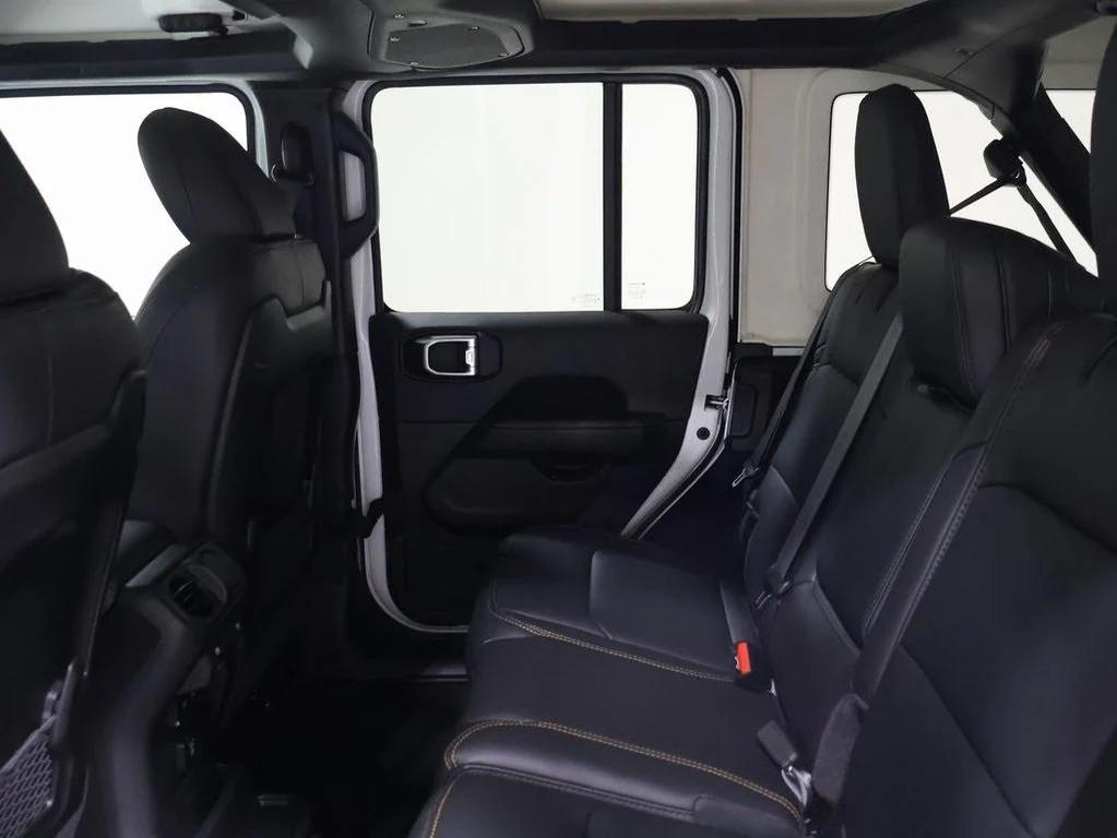 new 2025 Jeep Wrangler car, priced at $52,468