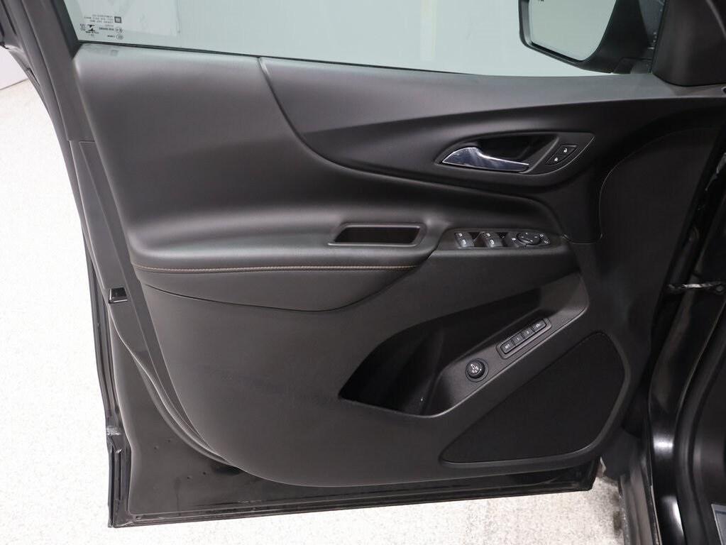 used 2021 Chevrolet Equinox car, priced at $20,000