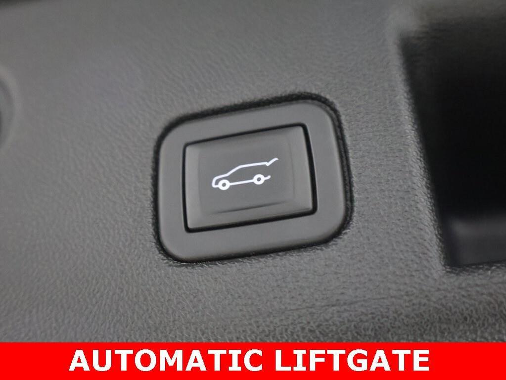 used 2021 Chevrolet Equinox car, priced at $20,000