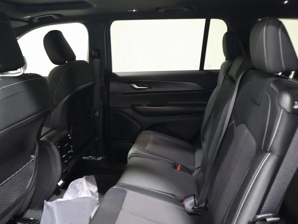 new 2025 Jeep Grand Cherokee L car, priced at $41,782