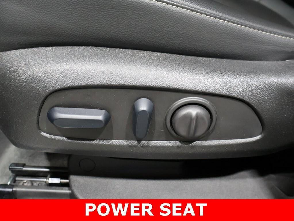 used 2023 GMC Acadia car, priced at $26,111