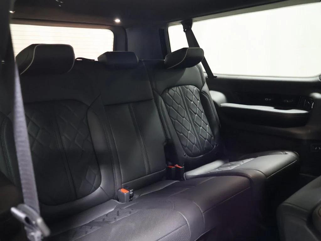 new 2025 Jeep Grand Wagoneer L car, priced at $105,552