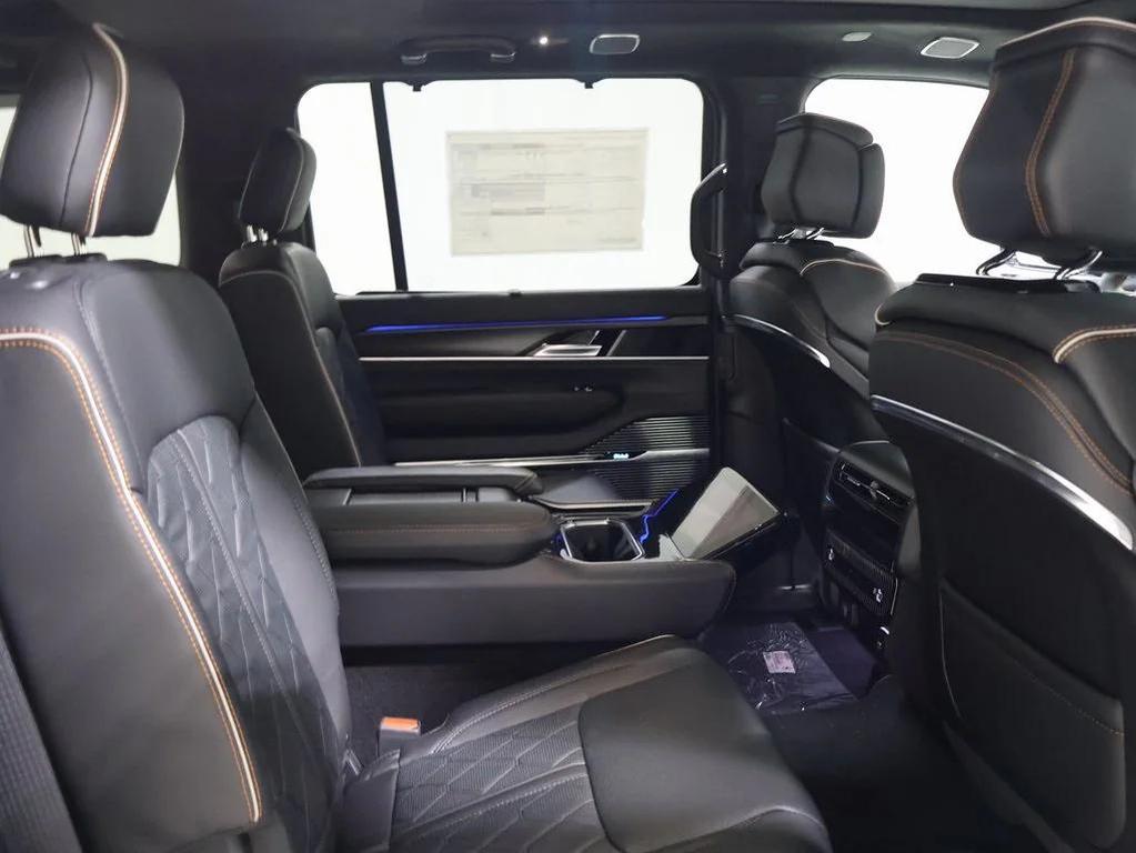 new 2025 Jeep Grand Wagoneer L car, priced at $105,552