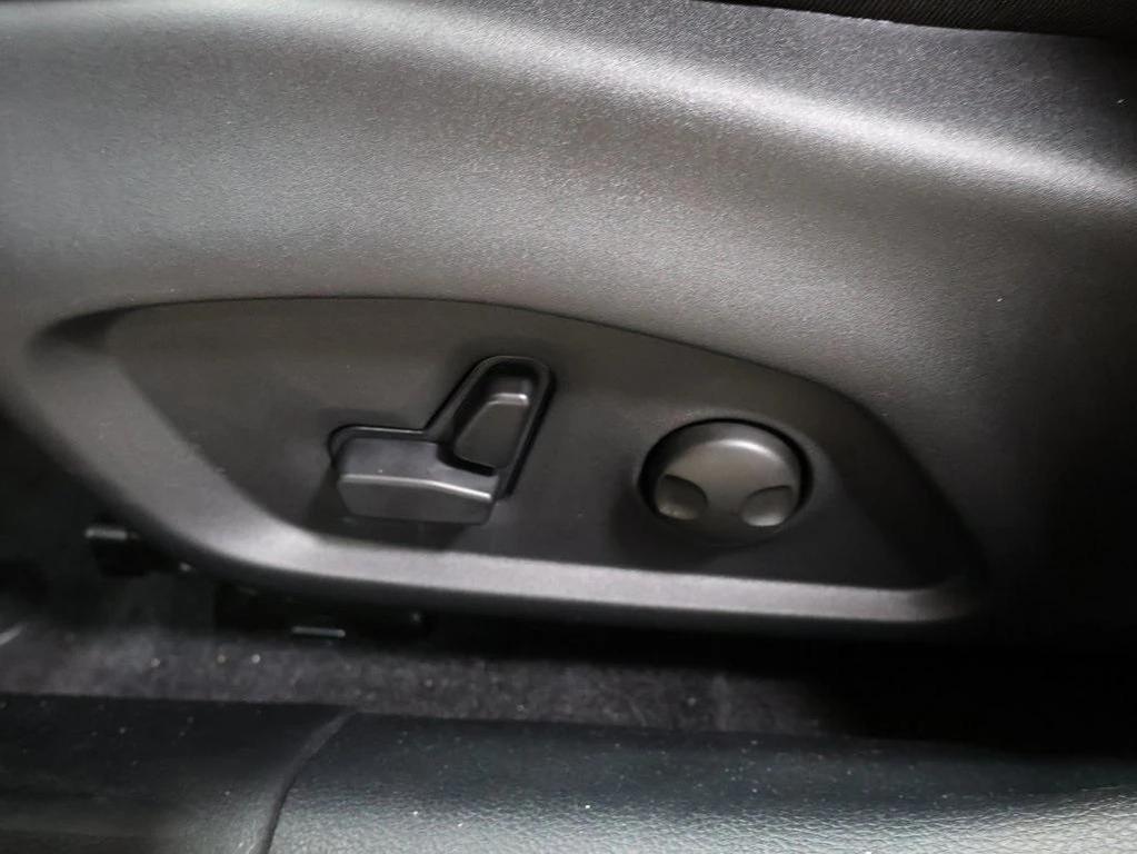 new 2025 Jeep Compass car, priced at $32,883
